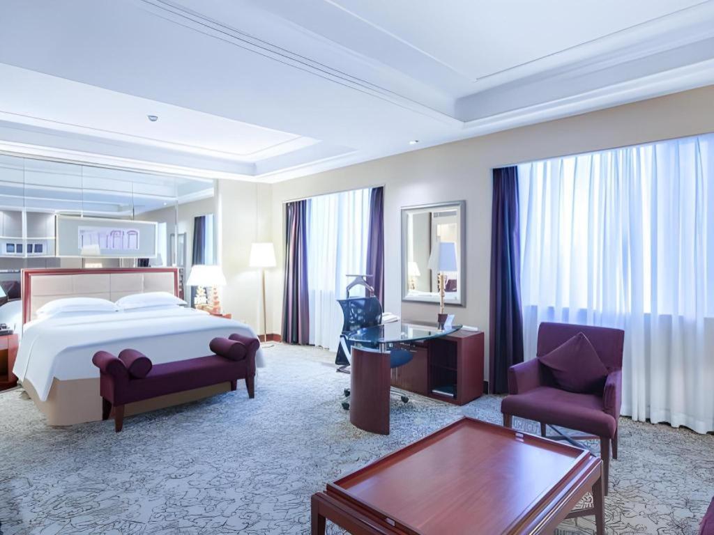 Chengdu Taihe International Hotel Exterior photo