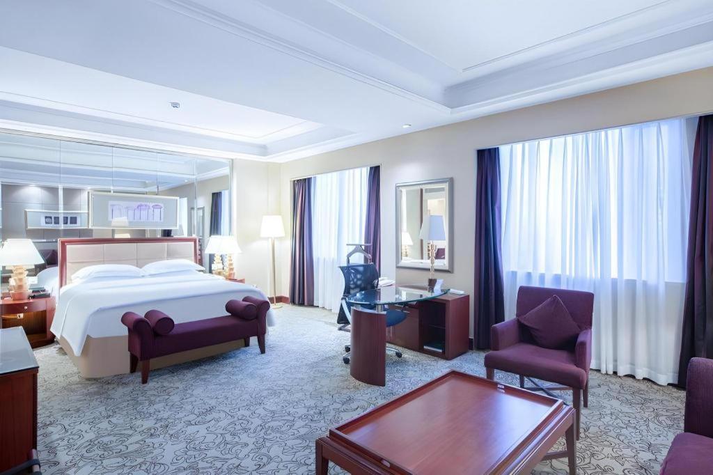 Chengdu Taihe International Hotel Exterior photo