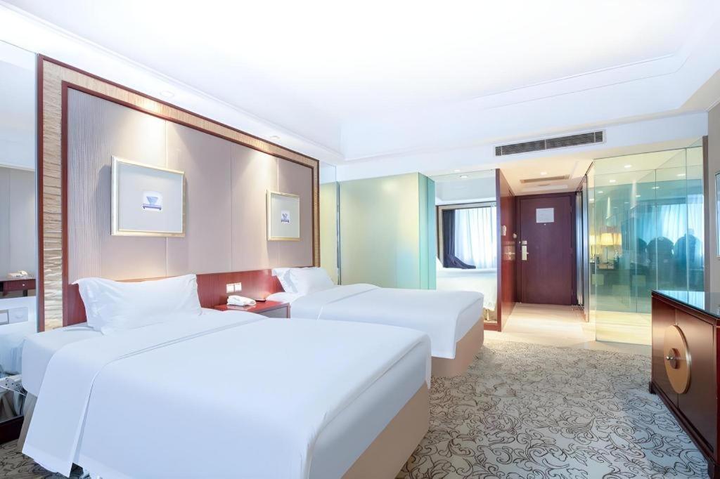 Chengdu Taihe International Hotel Exterior photo