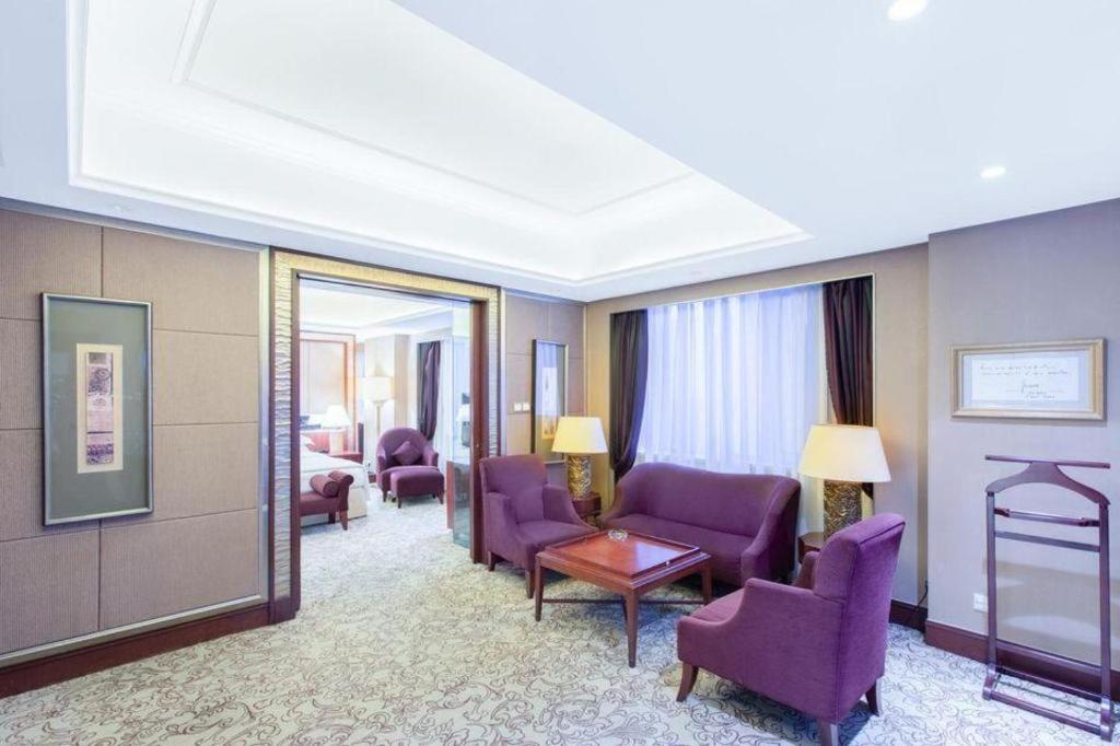Chengdu Taihe International Hotel Exterior photo