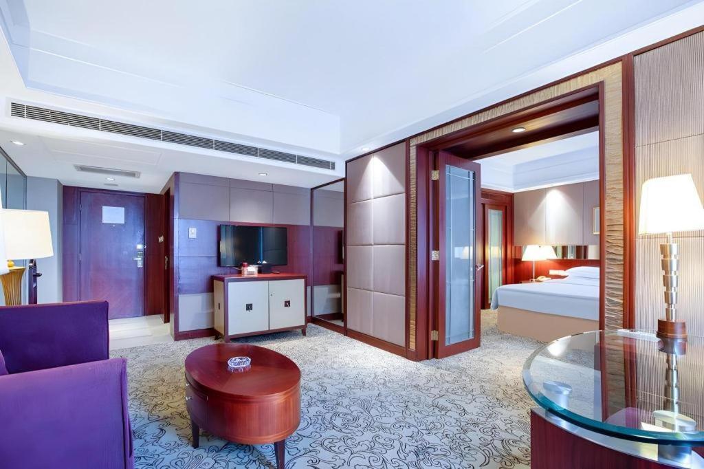 Chengdu Taihe International Hotel Exterior photo